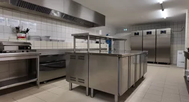 Installation d’une cuisine professionnelle à la crêperie Côté Breizh à Solliès-Pont (83)