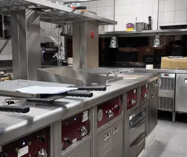 Installation d’une cuisine professionnelle au restaurant Durant La Joie à La Valette-du-Var (83)
